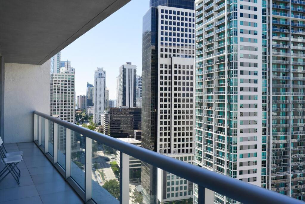 Wonderful 2 Bedroom Apt With Ocean Views At Icon Brickell 마이애미 외부 사진